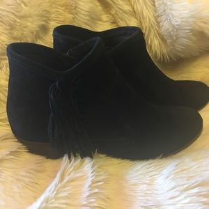 Minnetonka Blake Booties